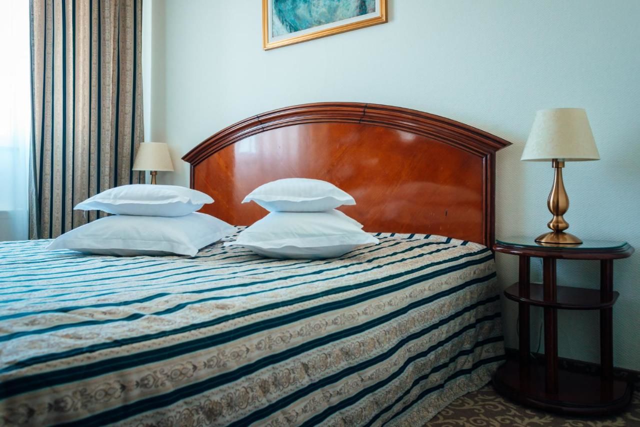 Отель Hotel Onix Клуж-Напока-24