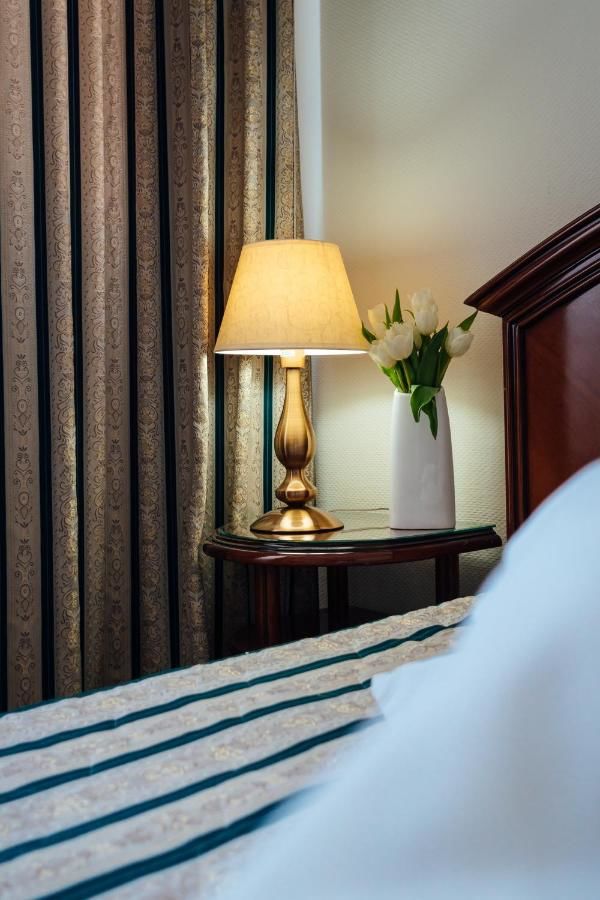 Отель Hotel Onix Клуж-Напока-25