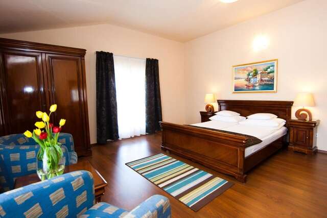 Отель Hotel Onix Клуж-Напока-30