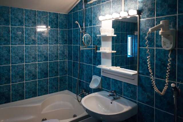 Отель Hotel Onix Клуж-Напока-5